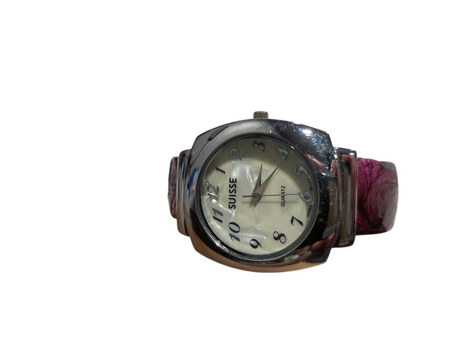 Ladies Suisse P712 Quartz Japan Movement Mother of Pearl Bangle Watch  =