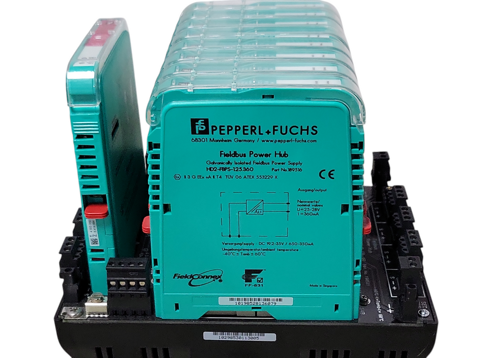 PEPPERL+FUCHS FieldConnex power hub w/ 1x HD2-DM-A, 8x HD2-FBPS-1.25.360 _