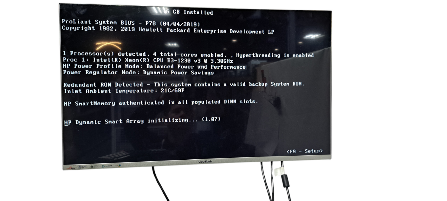HP PROLIANT ML310E GEN8 V2 Server E3-1230 V3 CPU|16GB RAM|B120i|R7 250 2GB GPU