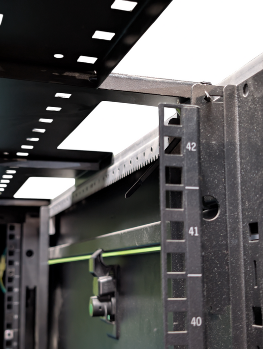 42U APC Server Rack Cabinet Enclosure Model AR3100 -