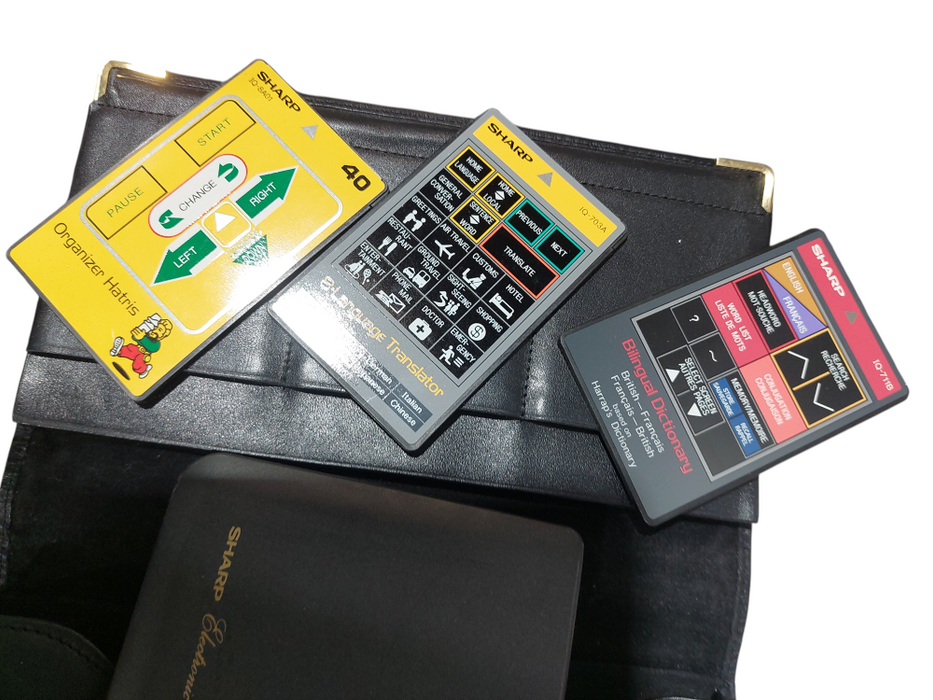 Sharp Electronic Organizer 128KB Model: IQ-8200 with Extra Cards  =