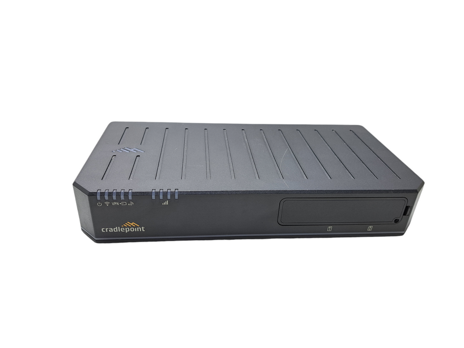 Cradlepoint E300 Series Enterprise Router w/ Antennas & PWR | E300-C4D Q