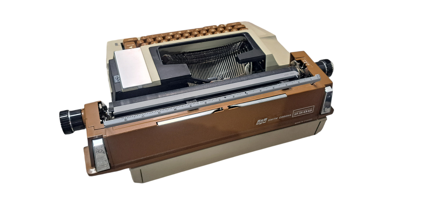 Vintage 1970s Smith Corona Coronamatic 2200 Electric Typewriter W/Case
