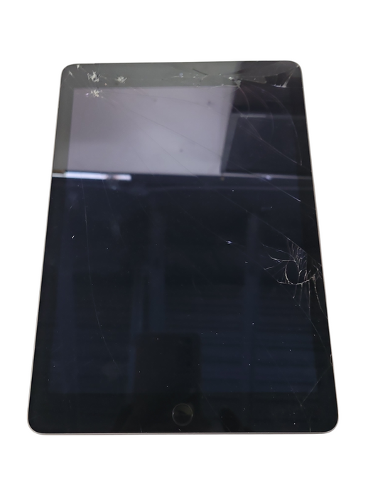 Apple iPad 5th Gen 32GB (A1823) - READ Δ