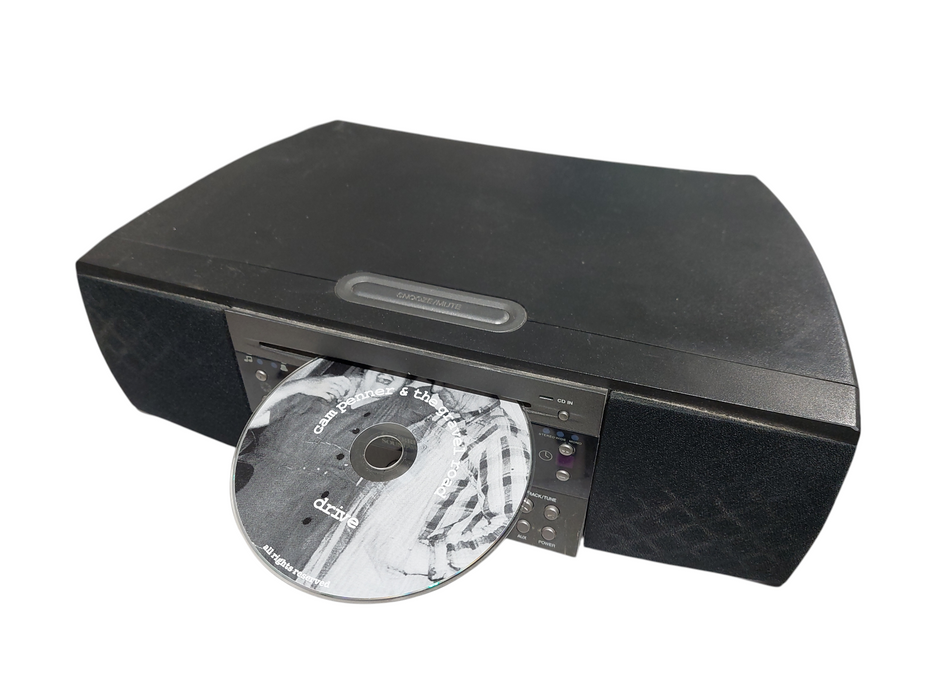 Cambridge Soundworks Radio CD 740 =