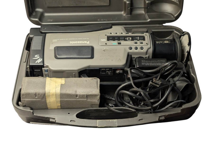 Panasonic VHS Movie System VW-SHM20 AG-196 Recoding and Playback VINTAGE  -