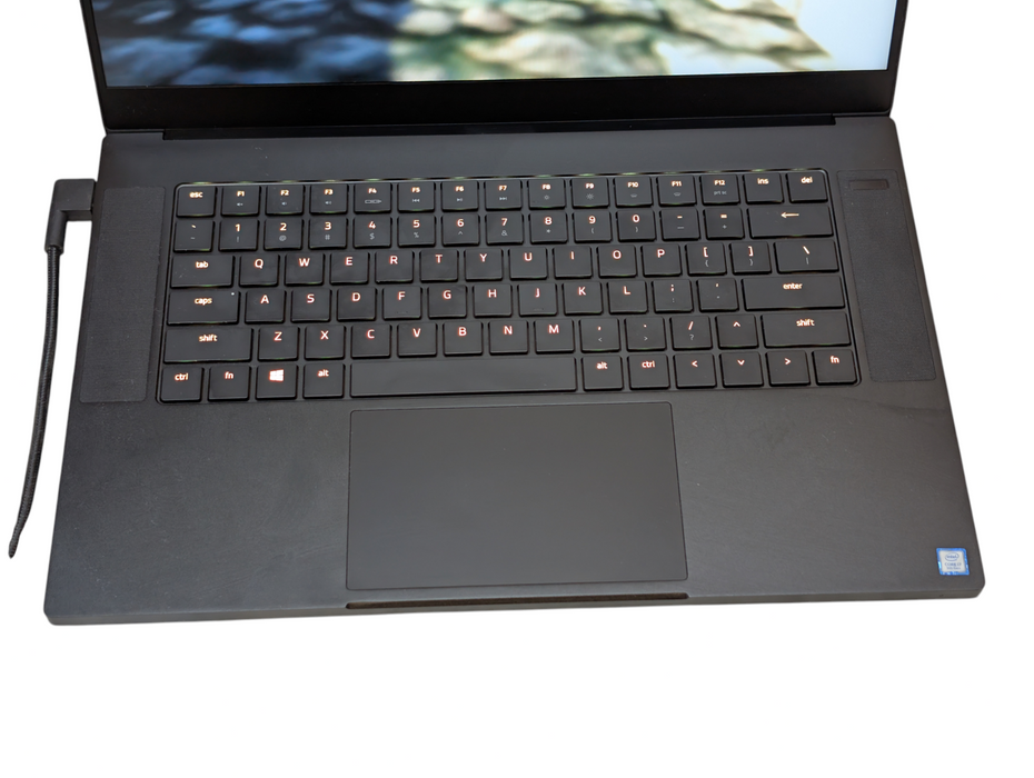 Razer Blade 15 Advanced Late 2019 NVIDA RTX 2070 MAX-Q 8GB  - Lap200
