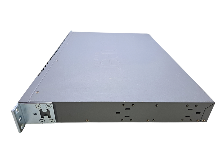 Juniper EX3300-24P | 24-Port Gigabit PoE+ Managed Switch w/ 4x SFP Uplinks