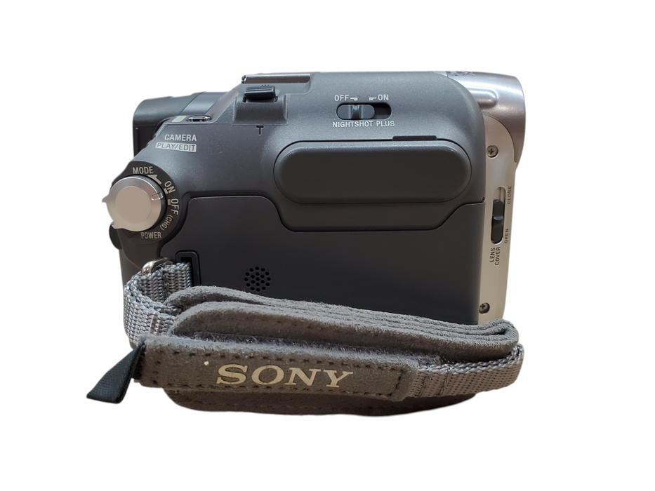 Sony Handycam DCR-HC21 MiniDV Camcorder w/ 2x Batteries + Case *READ*