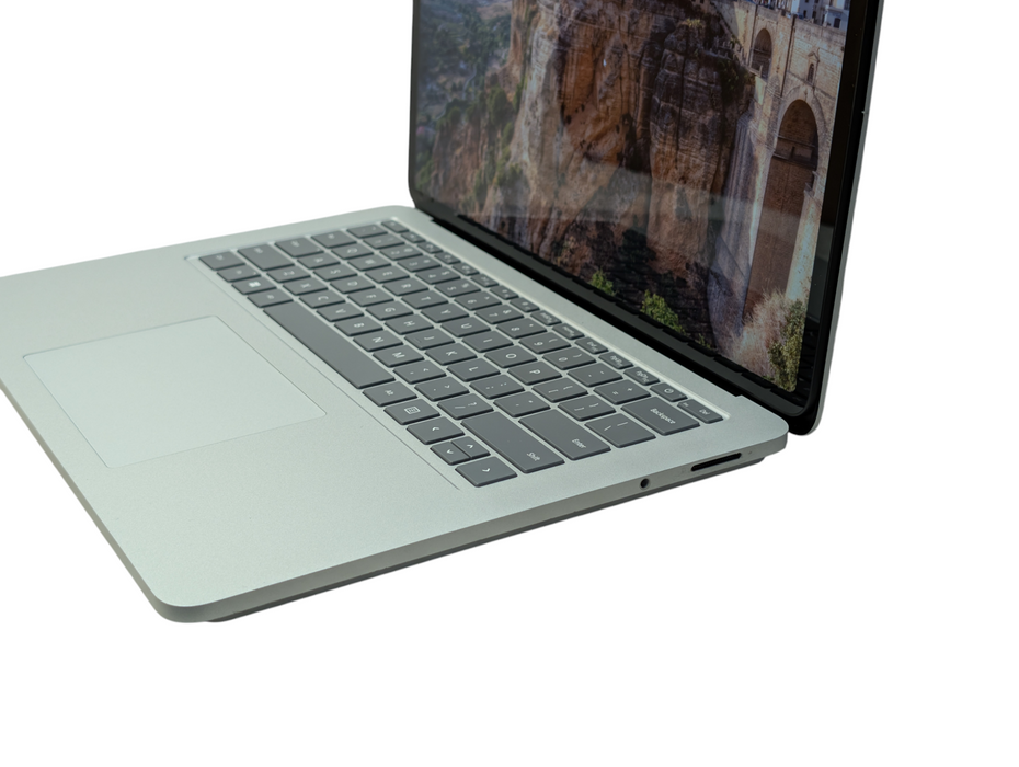 Surface Laptop Studio 1964 Intel Core i7-11370H 16GB RAM 512GB NVMe  - Lap200