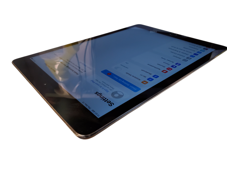 Apple iPad (5th Gen - 2017) 32GB Space Gray A1822