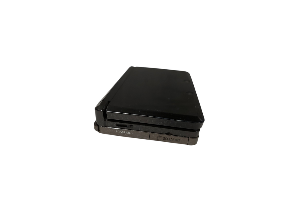 Nintendo 3DS  Model: CTR-001(USA) with DOGZ Game Cart =