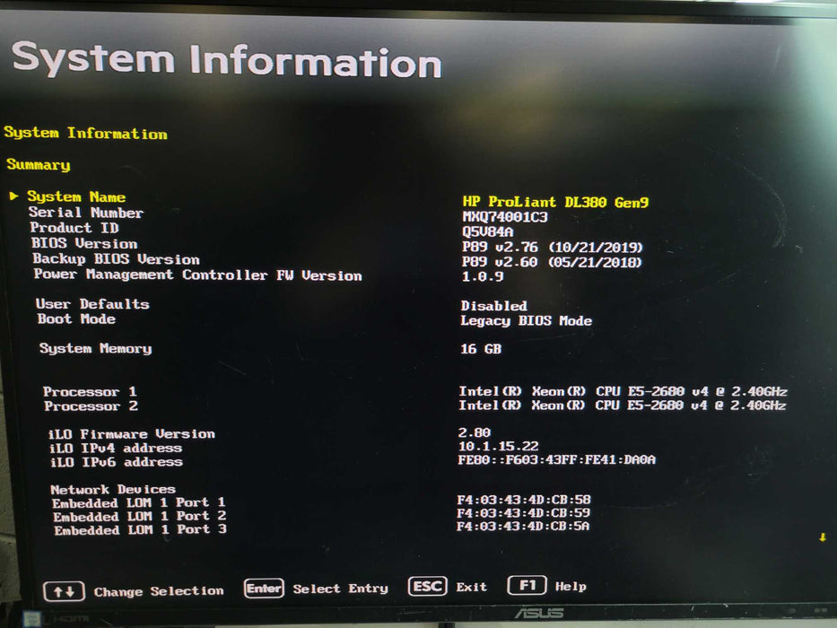 HP ProLiant DL380 Gen9 - 2x Xeon E5-2680 v4 16GB DDR4 H240ar AVAGO SAS 9361-8i 2xPSU %