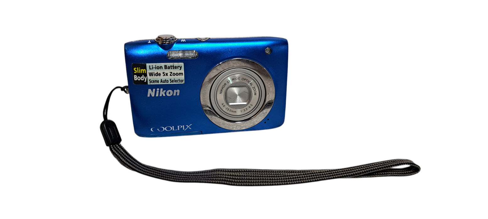 Nikon COOLPIX S2600 Digital Camera 14.0MP 5x Optical Zoom|READ