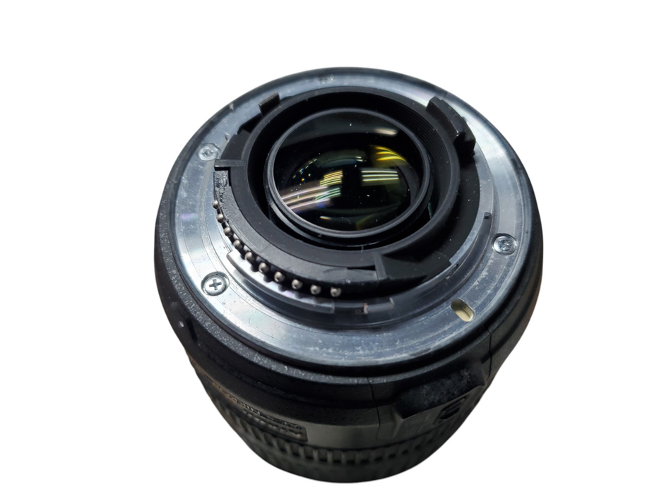 Nikon 18-70mm f/3.5-4.5 G-AFS ED-IF DX Autofocus Lens