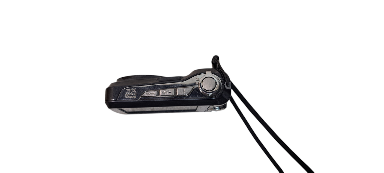 Kodak EasyShare Digital Camera C1530 14MP W/Bag Q