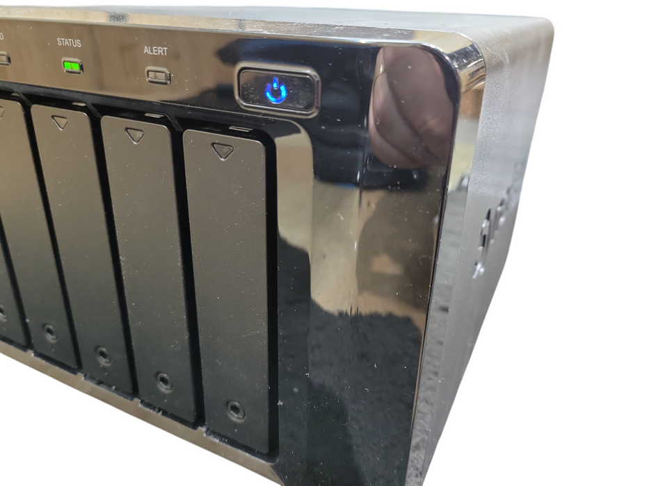 Synology DX513 NAS Disk Expansion Unit 5-Bay 5x 1TB HDD !