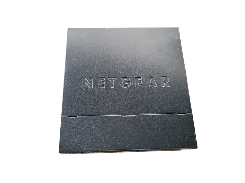 Netgear GS305 5-Port Gigabit Ethernet Unmanaged Switch  !