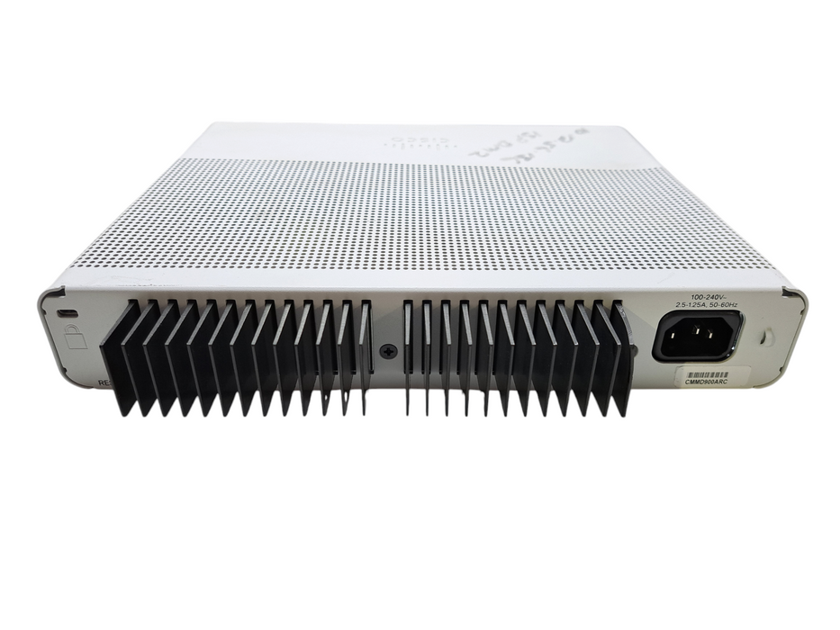 Cisco WS-C3560CG-8PC-S | 8-Port Gigabit PoE Silent Switch | 2x Dual Uplinks !
