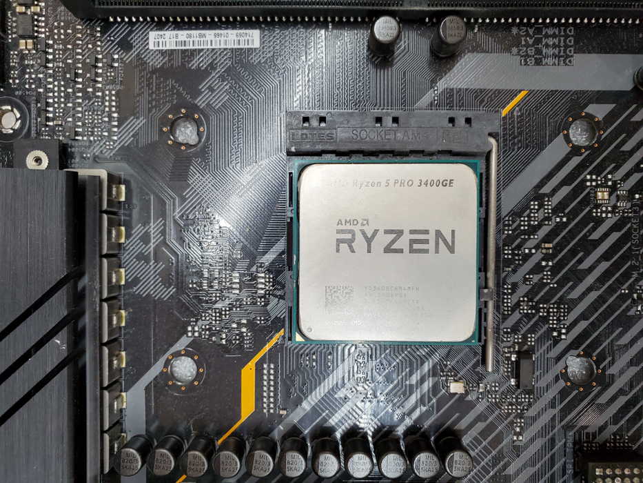 ASUS TUF Gaming X570-PLUS Motherboard - AMD Ryzen 5 PRO 3400GE 16GB RAM