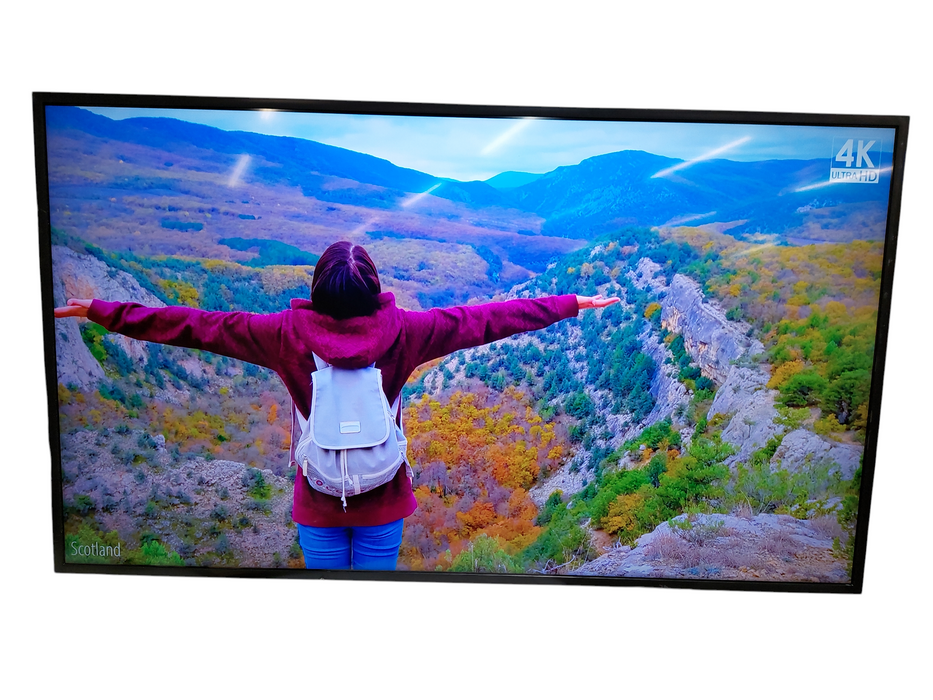 Samsung 43" UHD 4K Digital Signage Display Model:QB43C Jan.2024 =