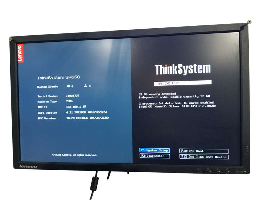Lenovo ThinkSystem SR650 2x Xeon Silver 4110, 32GB DDR4, 930-16i 4GB RAID
