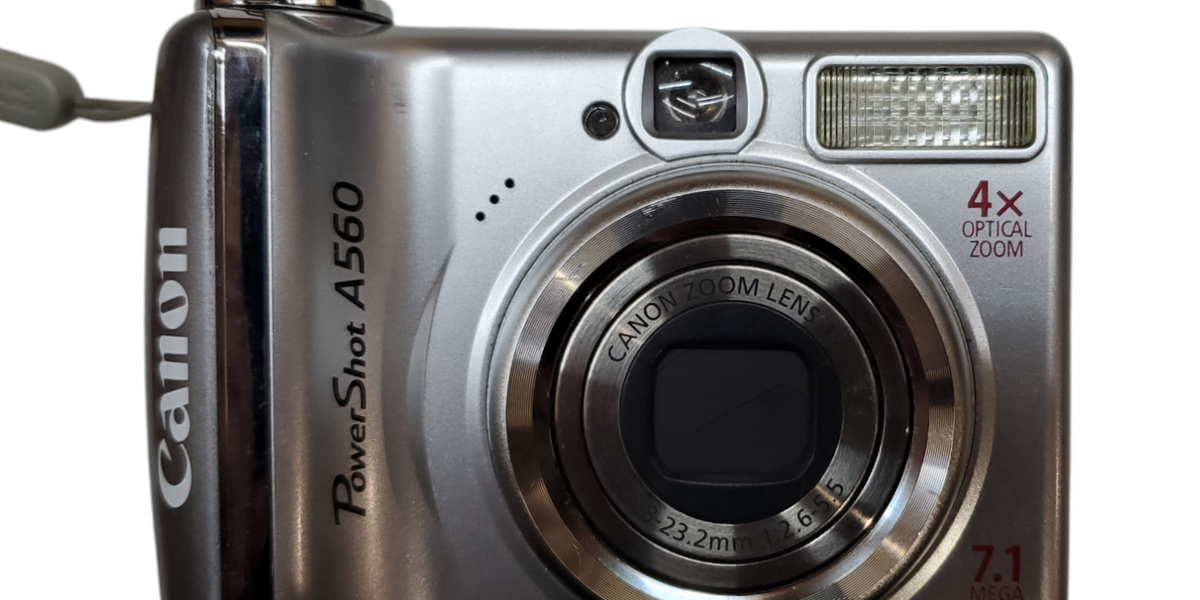 Canon PowerShot A560 7.1MP Digital Camera — retail.era