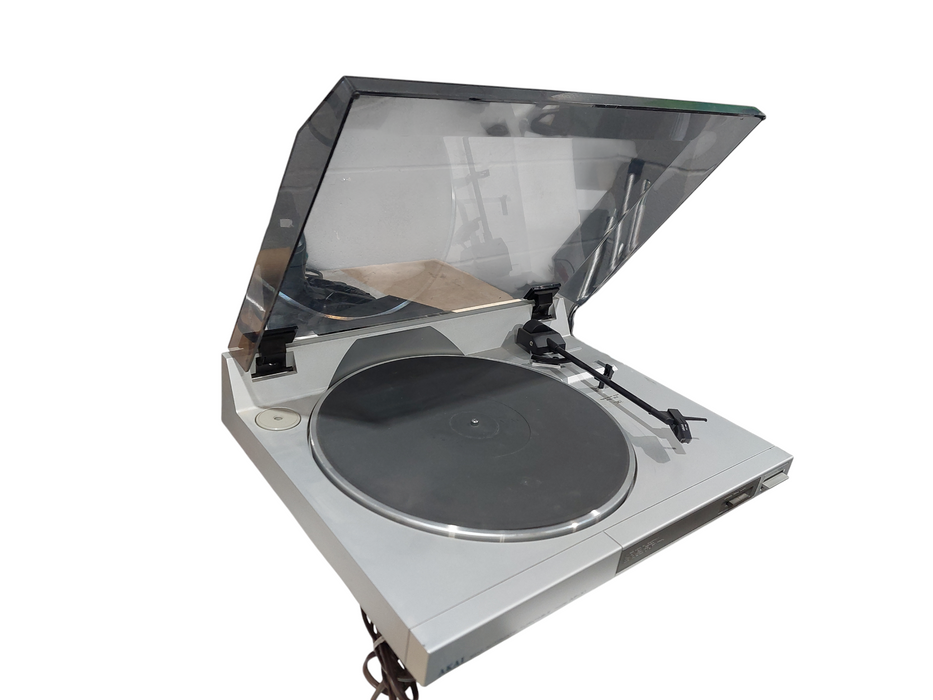 AKAI Semi Automatic Turntable Model: AP-X1 ( For Parts )  =