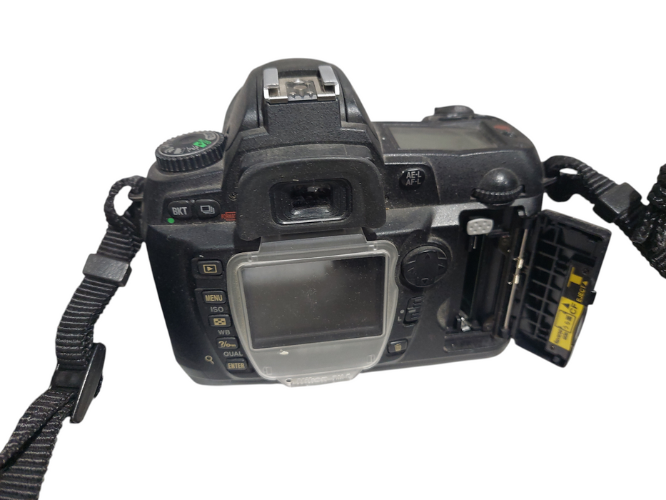 Nikon DigitalCamera Package SB-15 , D70s , HB-34,HB-32, DX SWM ED 55-200mm  =