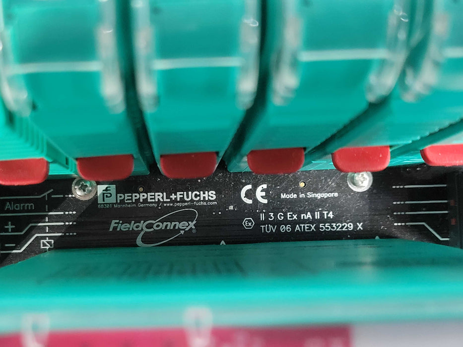 PEPPERL+FUCHS FieldConnex power hub w/ 1x HD2-DM-A, 8x HD2-FBPS-1.25.360 _
