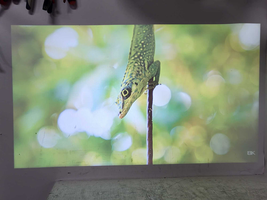 LUNARA LR30 Digital HDMI Projector $