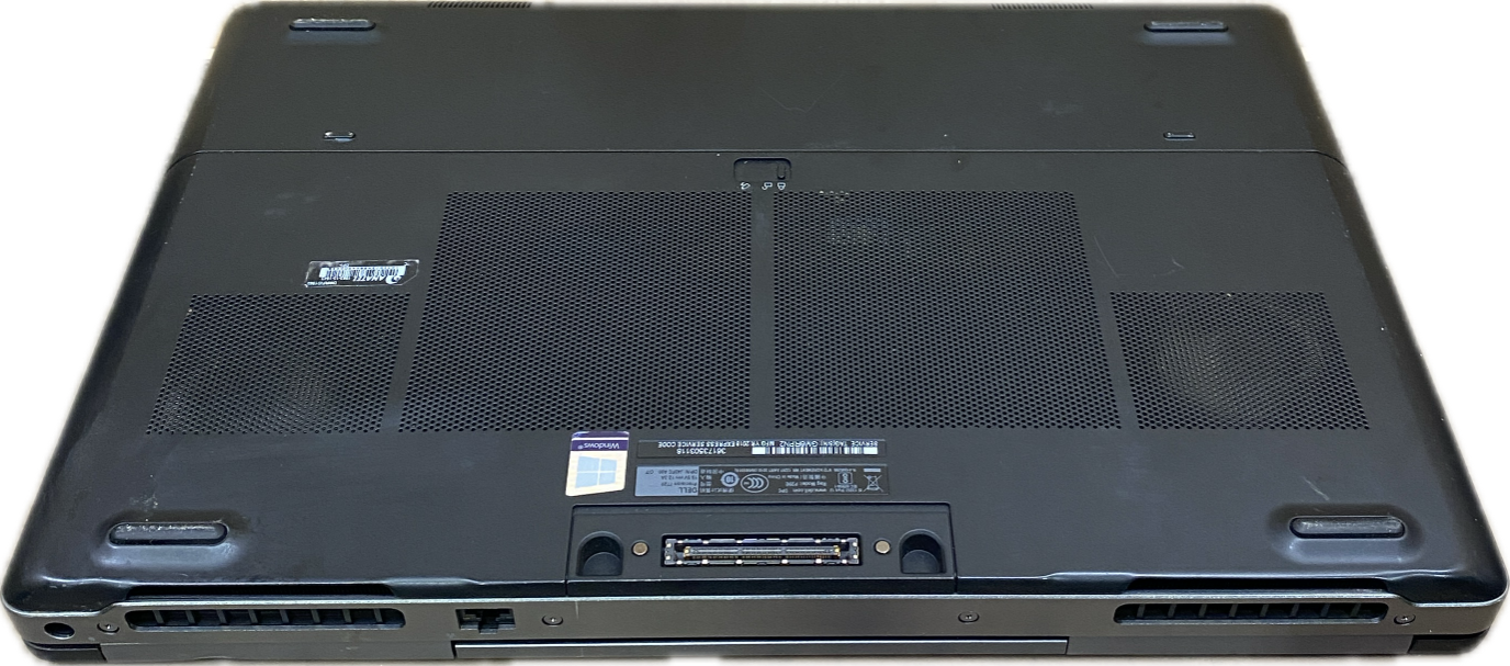 Dell Precision 7720 i7-7920HQ QUADRO P4000 8GB GPU 16GB RAM 256GB SSD   Lap200