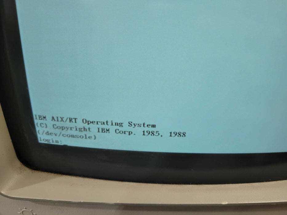 RARE - IBM RT PC Model 115 (6151) + IBM 6153 Monochrome Display +Model M