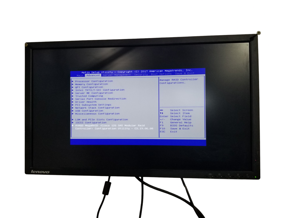 Cisco UCS C220 M4 2x Xeon E5-2609 v3 16GB DDR4 AVAGO 12G-SAS 2x770W PSU