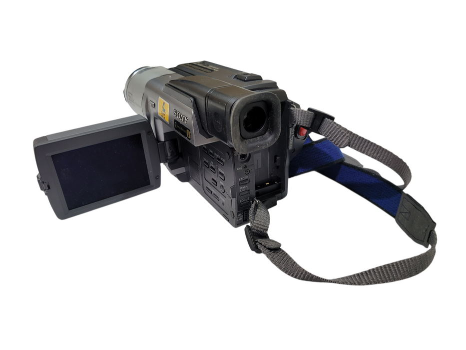 Sony CCD-TRV98 Video Camera Recorder for parts only
