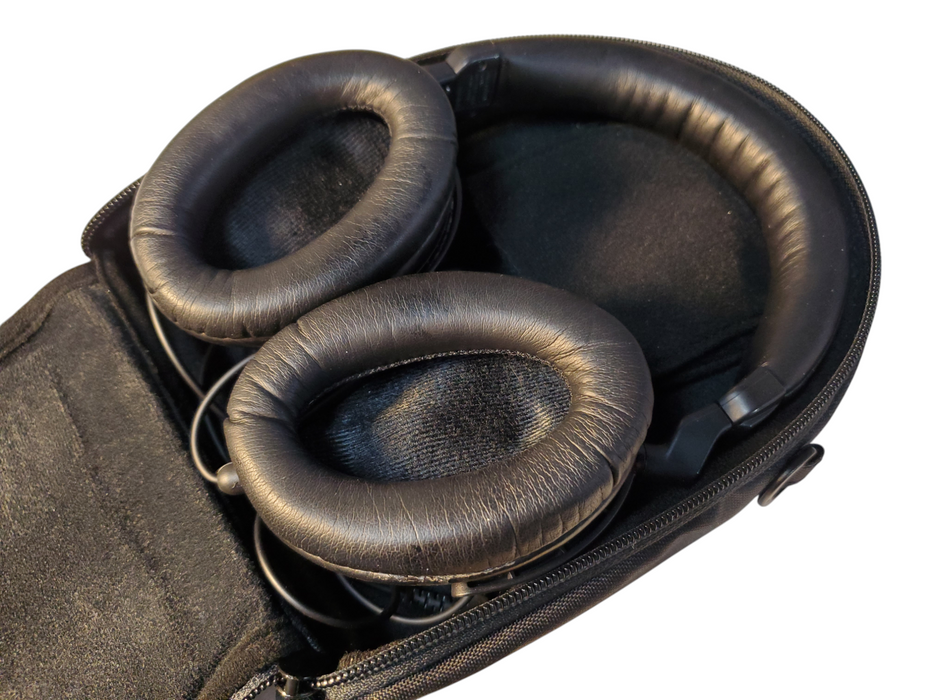 SONY MDR NC60 Wired Noise Cancelling Headphones Great Condition