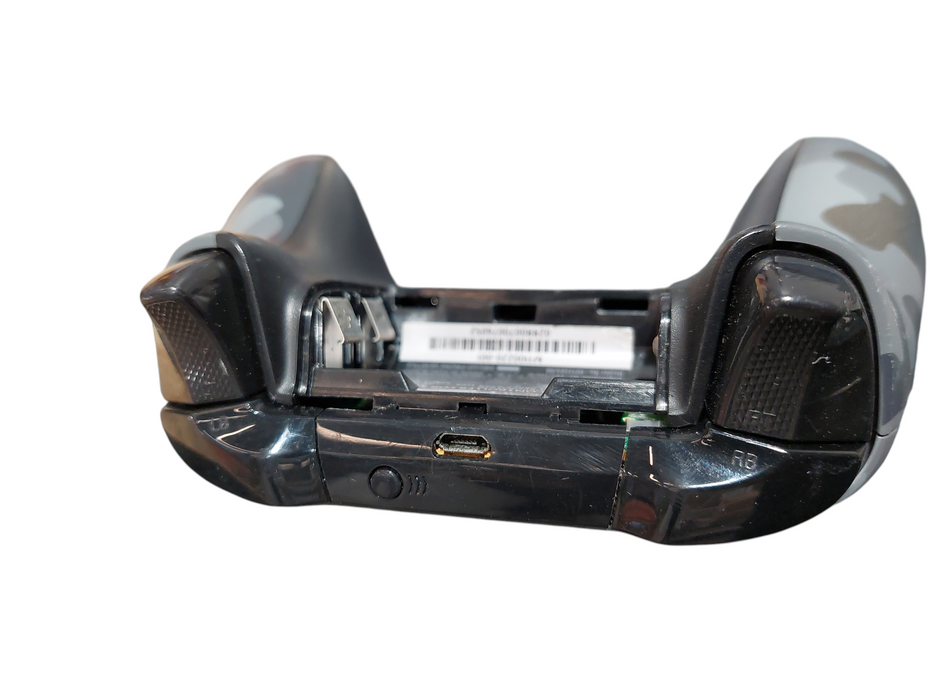 Xbox One Controller Model: 1708 Silver Camo  =