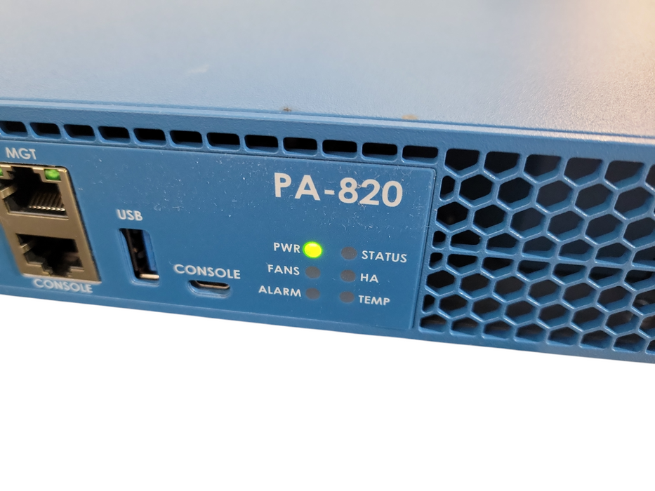 Palo Alto Networks PA-820 Network Security Appliance Firewall READ !