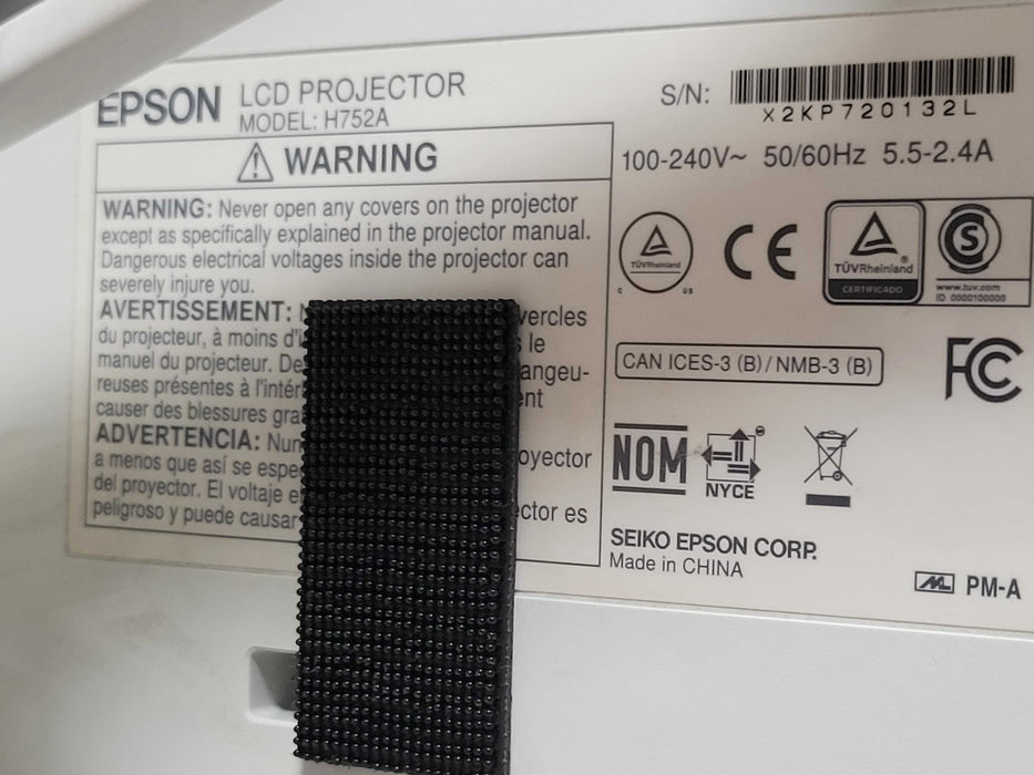 Epson Pro G7000W 3LCD Projector with ELPLM08 Lens 831 hours, READ _