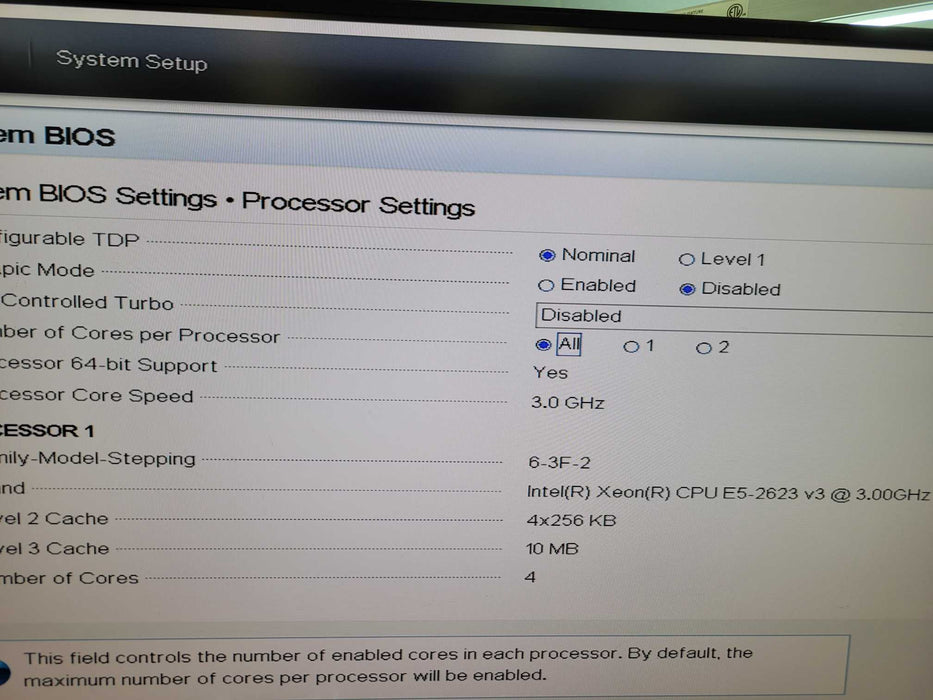 Dell PowerEdge R630 - Xeon E5-2623 v3 32GB DDR4 PERC H330 Mini 2x750W PSU %