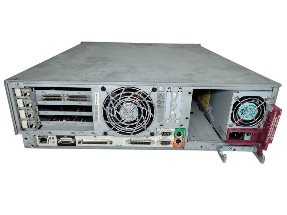 COMPAQ PROLIANT 1850R - Pentium III 550MHz 512MB RAM Smart 4200 225W PSU %