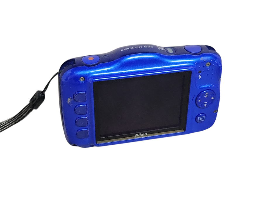 Nikon Coolpix S32 Waterproof 10m/33ft Digital Camera _