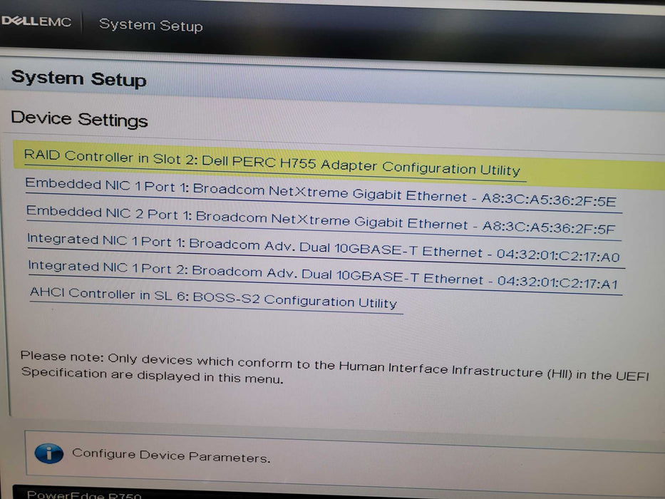 Dell PowerEdge R750 - 2x Xeon Silver 4310 16GB DDR4 PERC H755 BOSS S-1 %