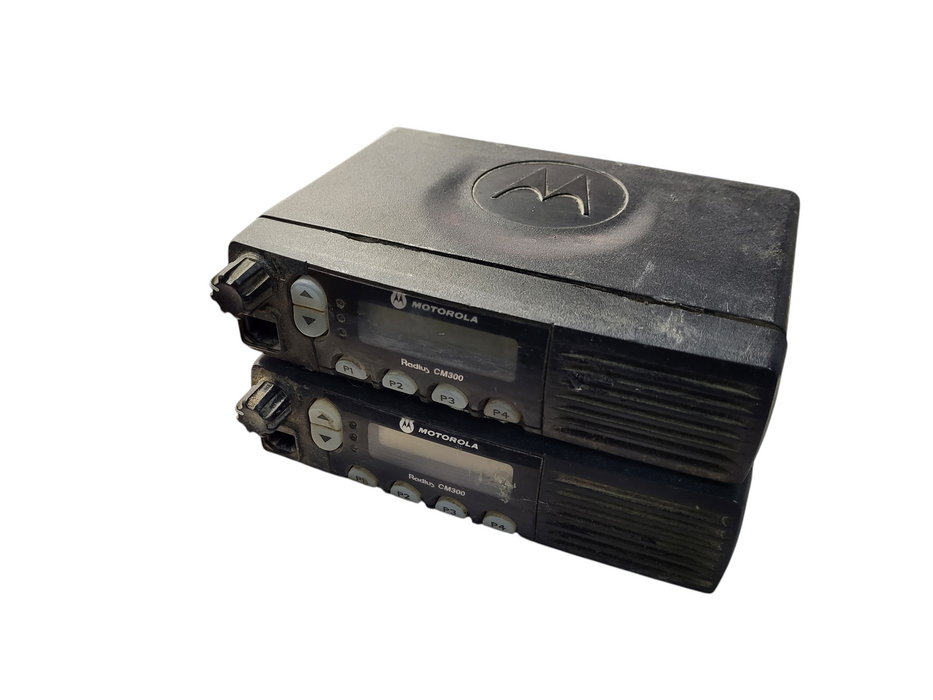 Lot of 2x Motorola Radius CM300 Mobile Radio AAM50KNF9AA1AN READ $