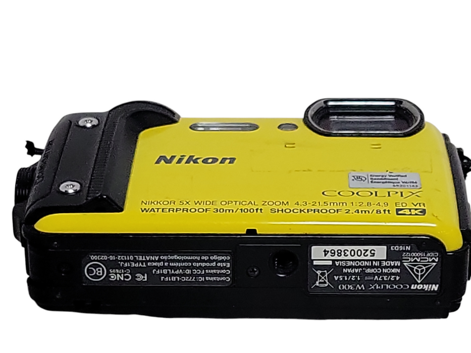 Nikon COOLPIX W300 4k 16.0MP Waterproof Digital Camera, READ _
