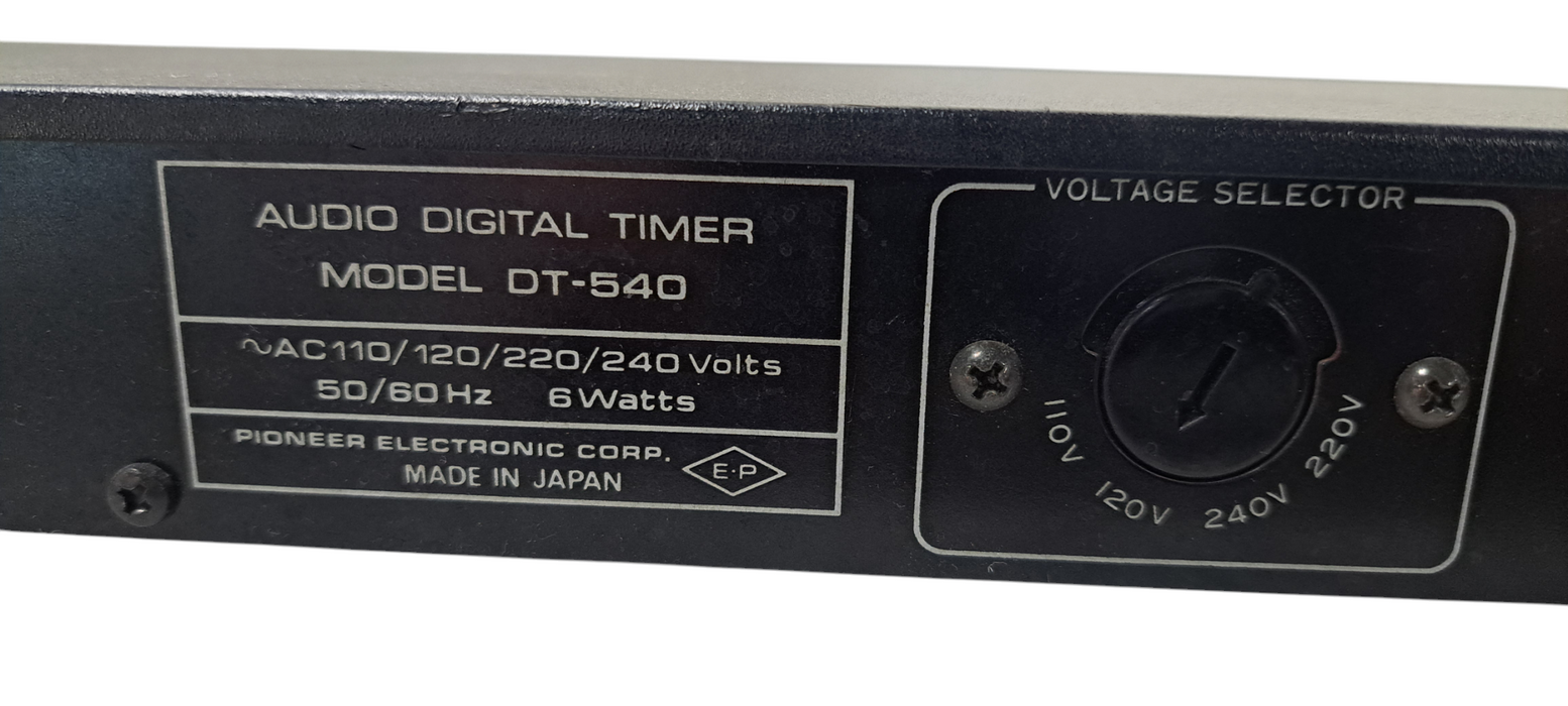 VINTAGE  PIONEER DT-540 DIGITAL AUDIO TIMER & CLOCK MULTI-VOLTAGE