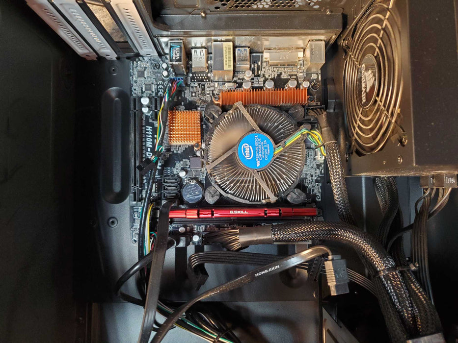 Custom PC, ASROCK H110M-DGS, i5-6500, 8GB DDR4, COIRSAIR CX650M, NO HDD