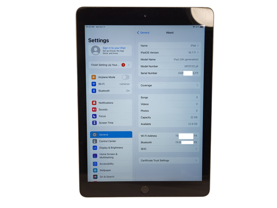 Apple iPad 5th Gen - 32GB - Space Gray [A1822] Q$