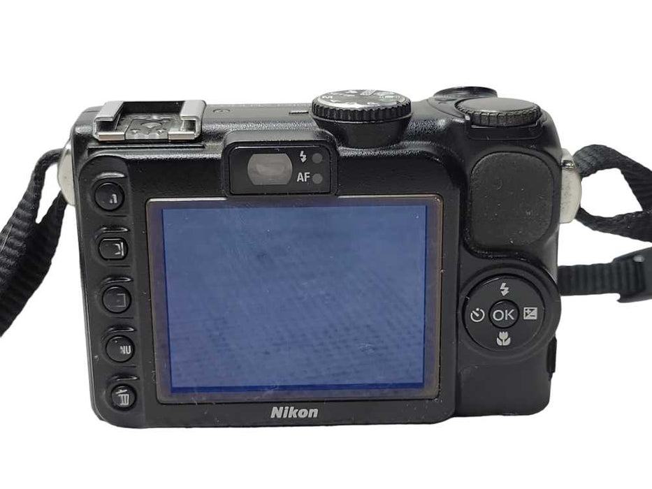 Nikon COOLPIX P5100 12.1MP Digital Camera, READ _