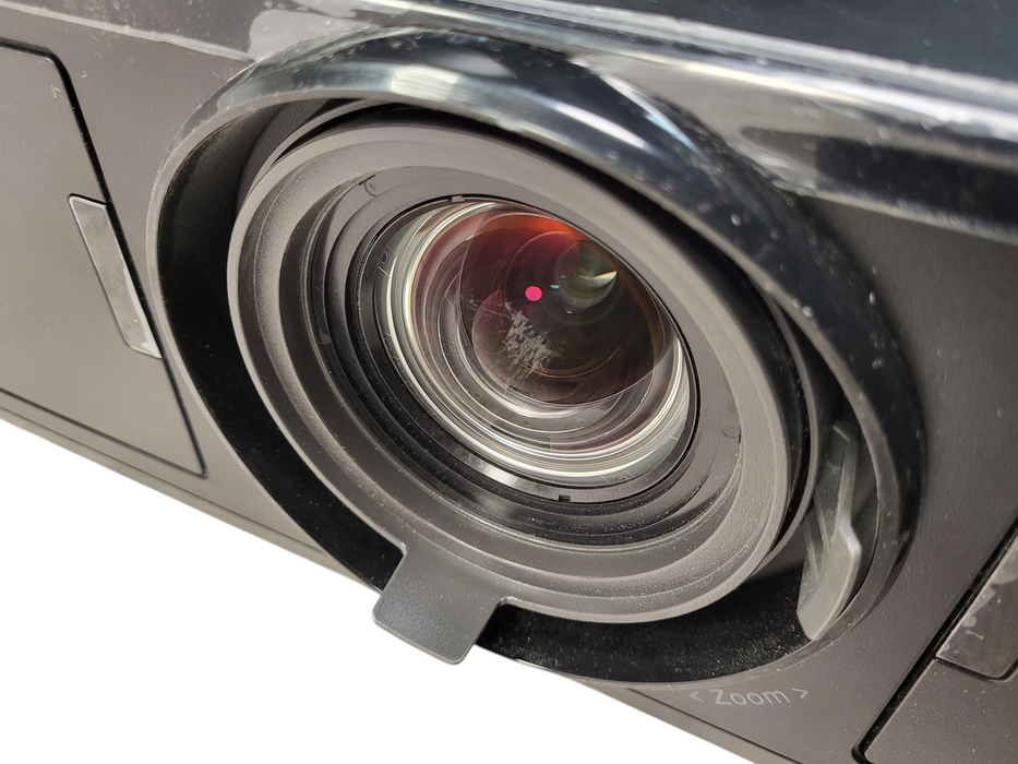 Dell Projector 7760 Full HD 1080P 5400 Lumens DSP Laser Projector w/ remote $